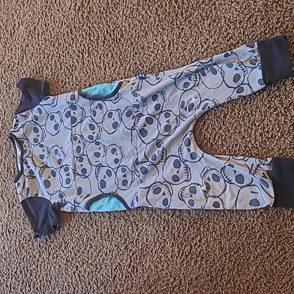 Rags skull romper